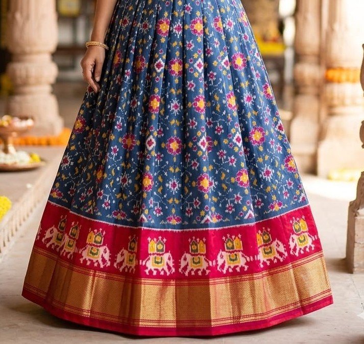 Silk Lehenga - PSSIO04-FSLGDSBDC-14