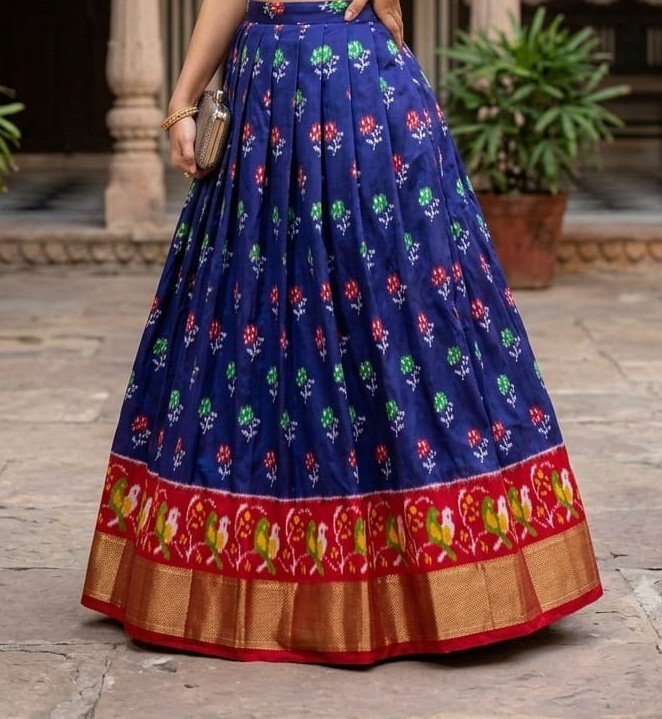 Silk Lehenga - PSSIO04-FSLGDSBDC-15