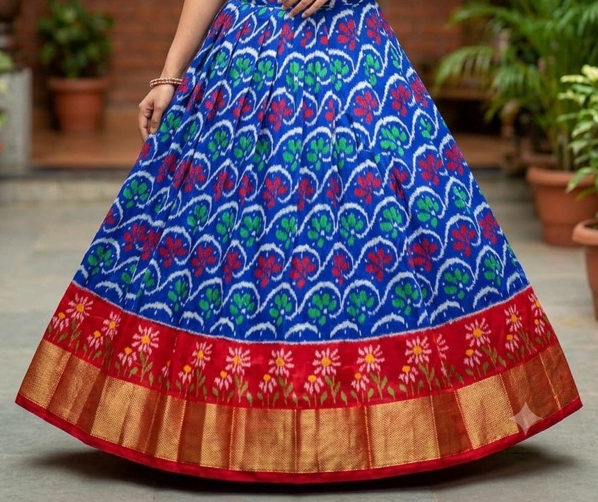 Silk Lehenga - PSSIO04-FSLGDSBDC-20