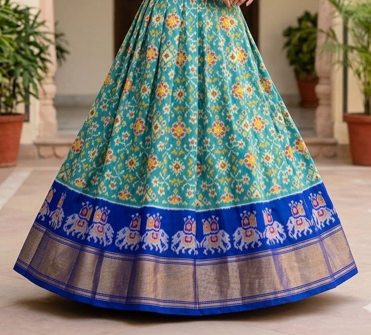 Silk Lehenga - PSSIS13-FSLGCSBCC-10