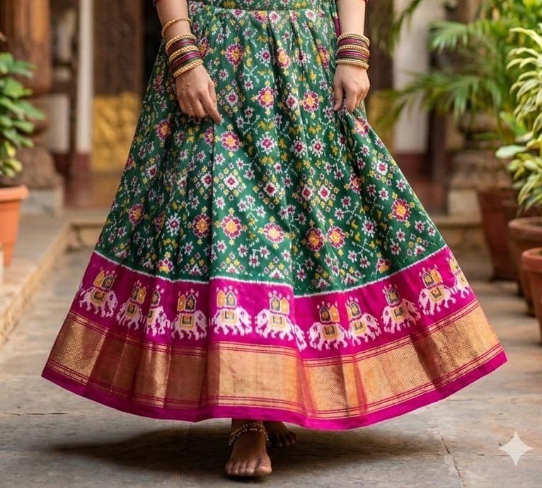 Silk Lehenga - PSSIS13-FSLGCSBCC-22