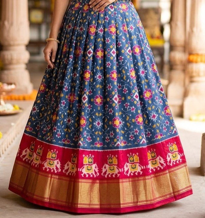 Silk Lehenga - PSSIS27-FSLGCSBCC-16