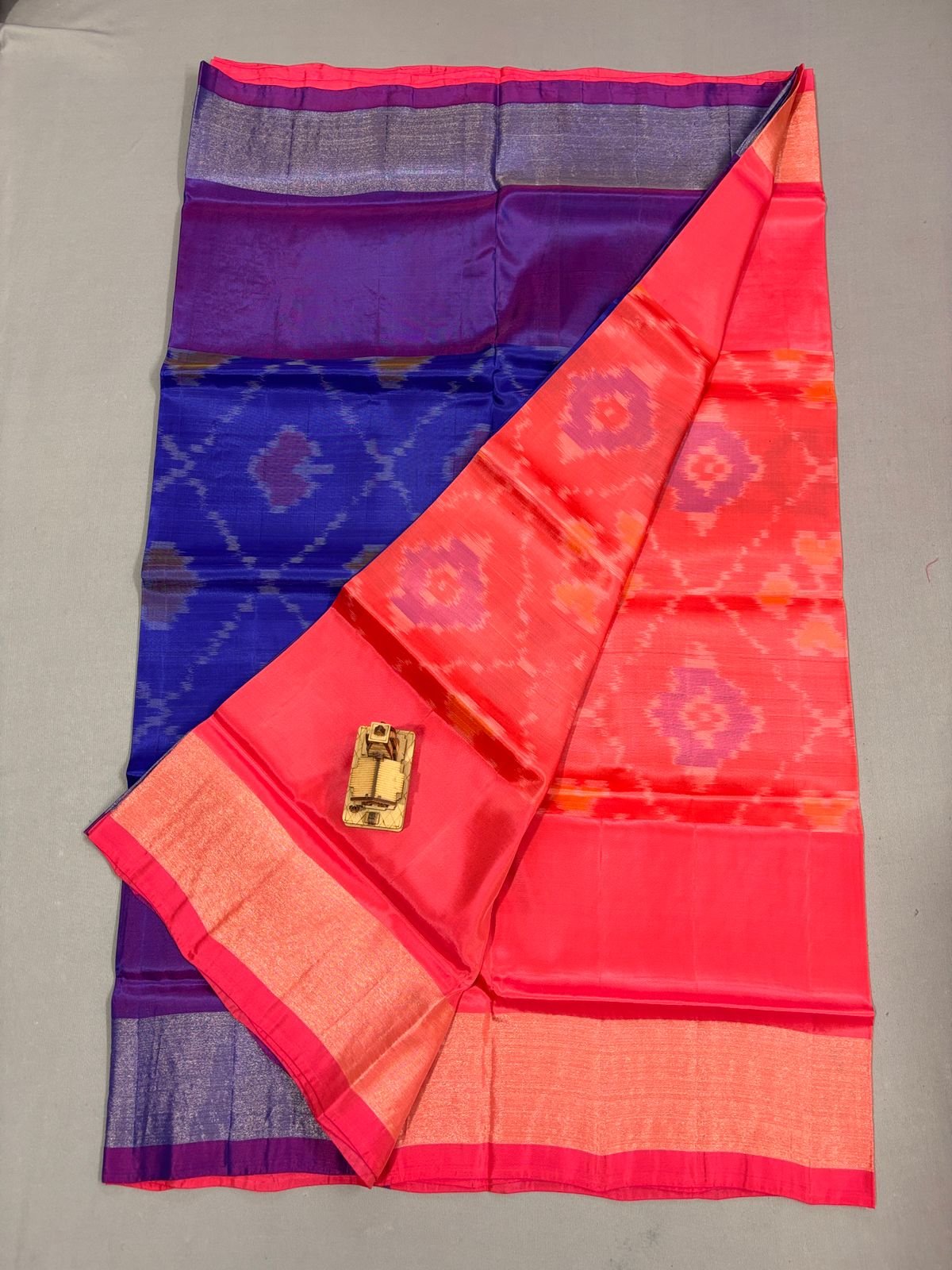 soft-silk-sarees - PKHSY13-ISSSDIESC-42