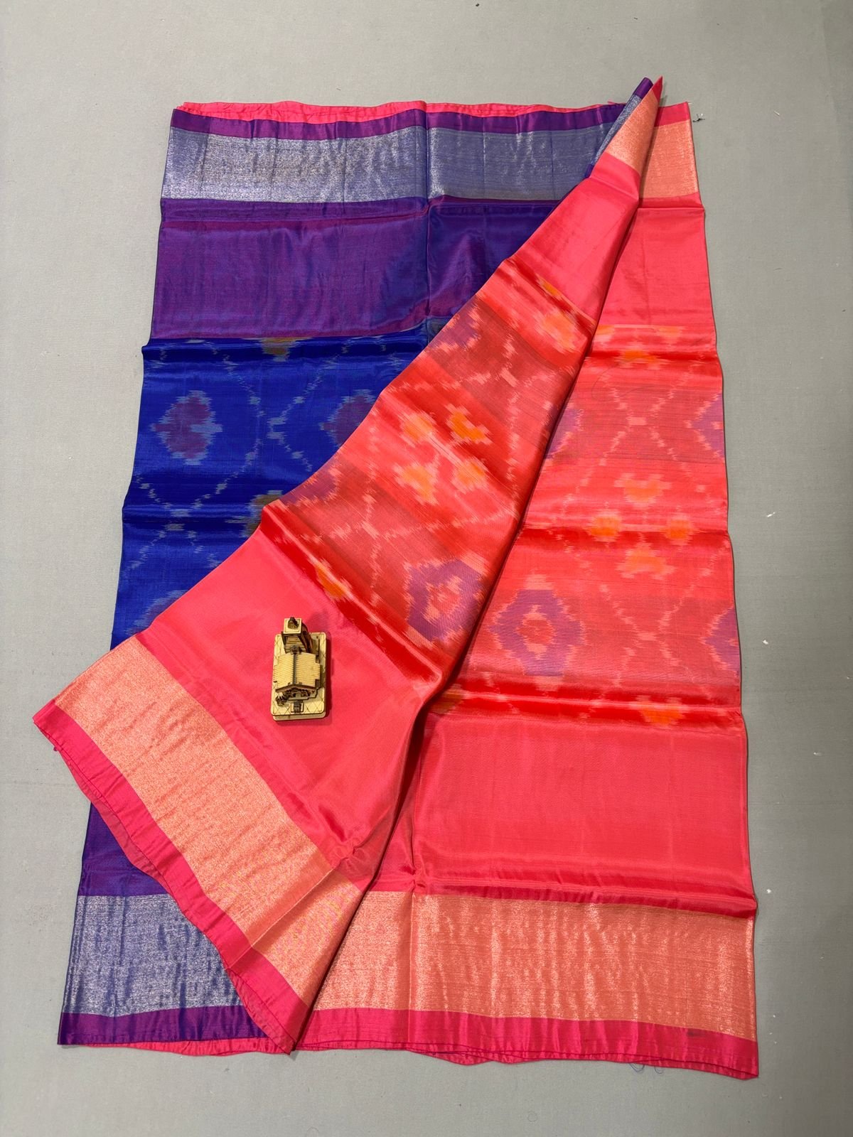 soft-silk-sarees - PKHSY13-ISSSDIESC-49
